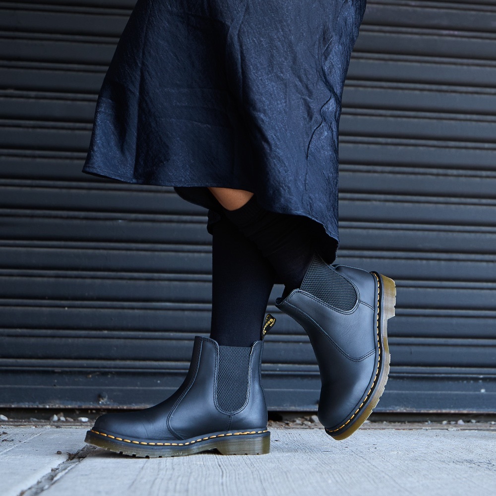 Dr. Martens 2976 Chelsea Boot - Black